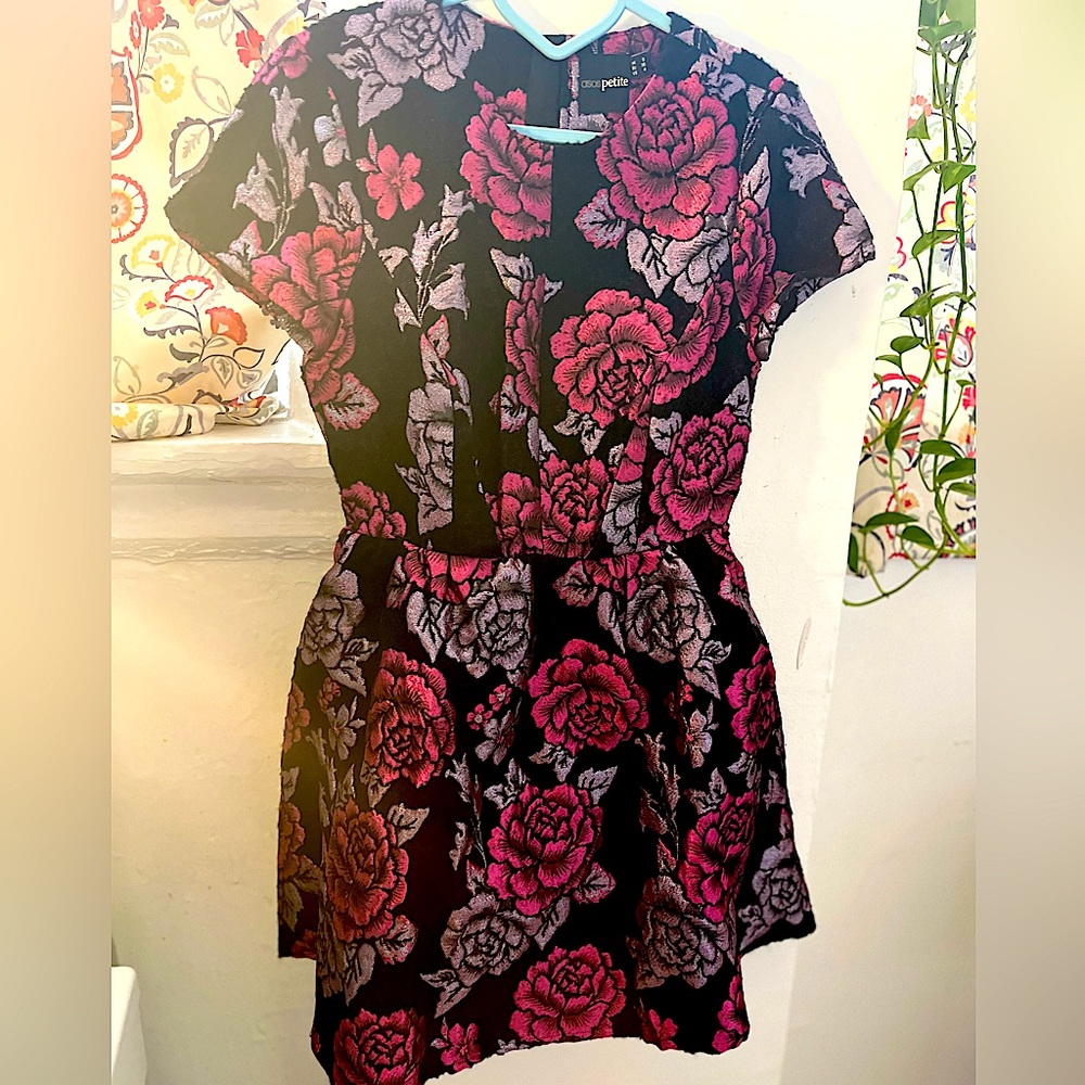 💖 ASOS Petite Floral Shimmer Embroidered Rose Brocade Cocktail Dress (4P) NWT